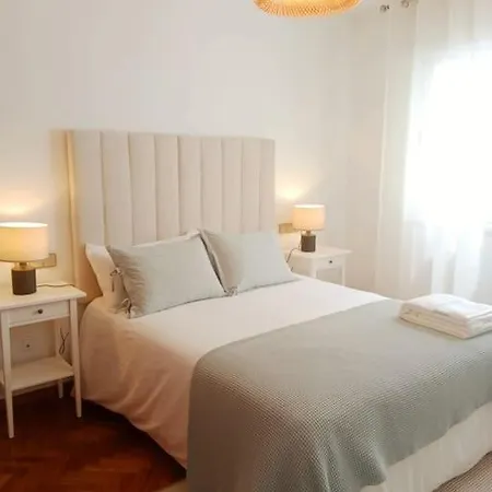 Leones Apartment Viveiro